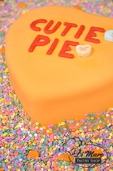 Conversation Fondant Heart Cakes