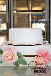 Combed effect with pearl border