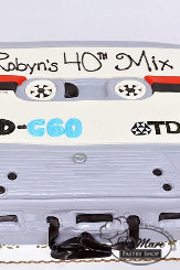 Fondant cassette cake