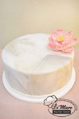Dress up any occasion with this marble fondant cake
